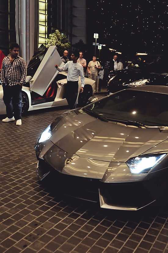 tn_Posted-On-Shock-Mansion-4034